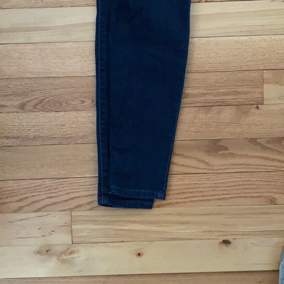 NWT Jessica Simpson Maternity Jeggings - Picture 2 of 4